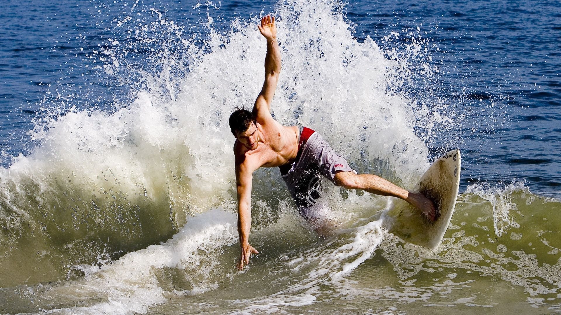 瑞典团队战术分析:如何利用对手失误,瑞典擅长的战术